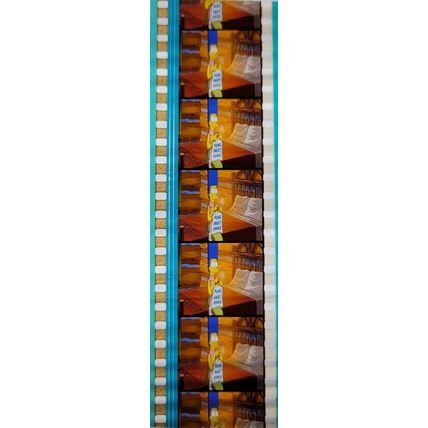 Simpsons Movie. Pk GEB - c056D . 1 STRIP OF 5 - 35MM FILM CELLS