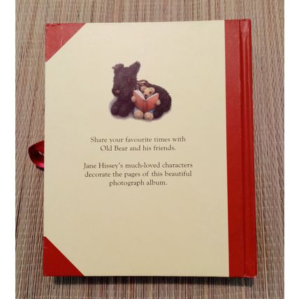 Old Bear and Friends Photograph Album Jane Hissey 1997