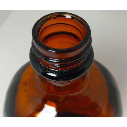 Vintage Log Cabin Syrup Embossed Amber Glass Bottle Bicentennial Liberty 1776