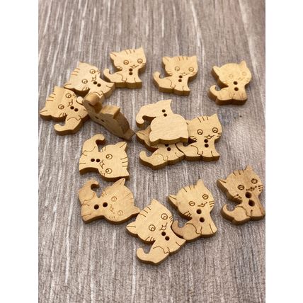 17mm Cat Buttons Natural Wood 2 Hole Baby Cardigan Knitting Sewing Crafts Diy
