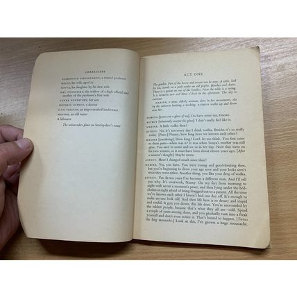 1974 CHEKHOV PLAYS "UNCLE VANYA/CHERRY ORCHARD/WOOD DEMON" PAPERBACK BOOK (P2)