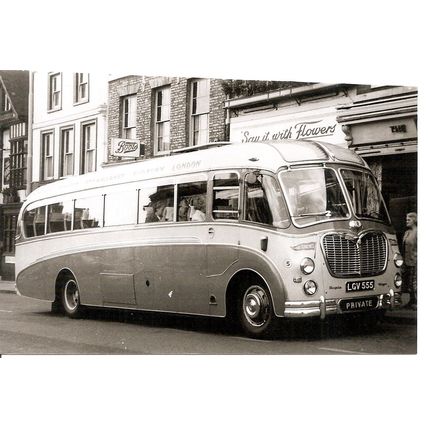 Black & White Photograph of Combs Coaches Ltd. of Ixworth - LGV 555