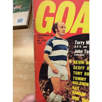 GOAL MAGAZINE #278 29 DEC 1973 UK FOOTBALL MAGAZINE - MARTIN CHIVERS POSTER (LL)