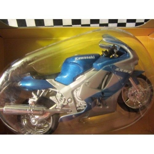 1/18 SCALE MAISTO KAWASAKI NINJA BLUE SILVER