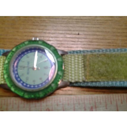 REAL Time Watch Green Band Round Face