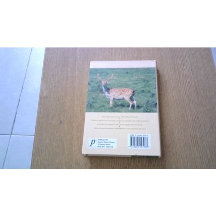 A Field Guide to the Wildlife of the British Isles. Alice Tomsett (Paperback)