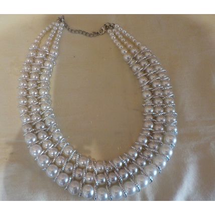 3 Strand Faux Pearl & Silver Metal Costume Jewellery Looped Necklace