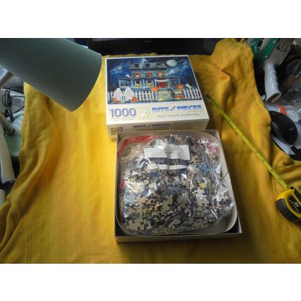 HAUNTED HOUSE "Enter If You Dare!" 1000 Piece PUZZLE! $25.00 Shipped!!
