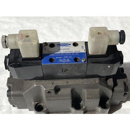 NEW INTERNATIONAL DG03-6C-115VAC-81-DN SOLENOID DG08-6C-10,CONTROL VALVE,DL