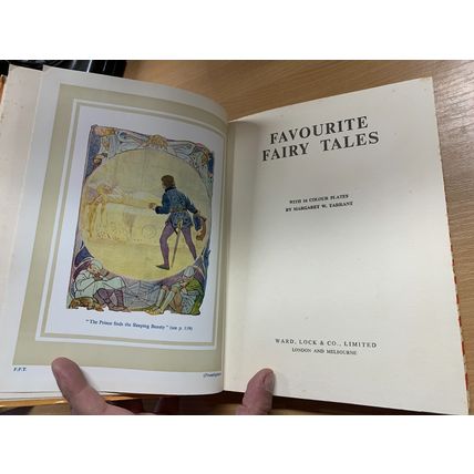 c1930s "FAVOURITE FAIRY TALES" MARGARET TARRANT ARTWORK HARDBACK BOOK (P4)