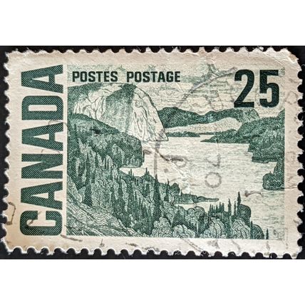 STAMP CANADA SG588 1967 25c The Solemn Land Used