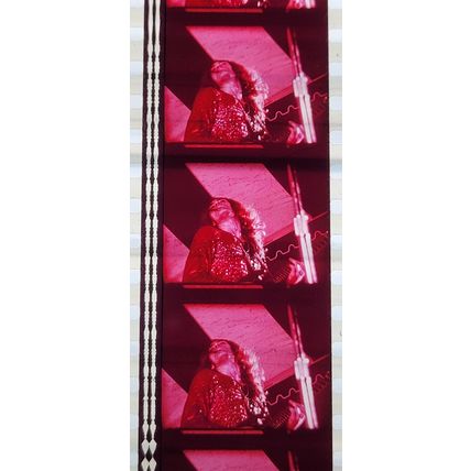 ALICE COOPER. Pk MTP - c070R . 1 STRIP OF 5 - 35MM FILM CELLS.