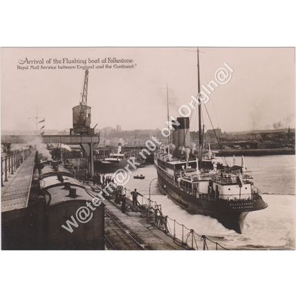 RP Flushing Boat Arrives at Folkestone Kent Superb Study Briefkarte c1913