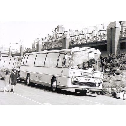 Black & White Photograph of Yelloway Motor Services Ltd. of Rochdale - NDK 164G