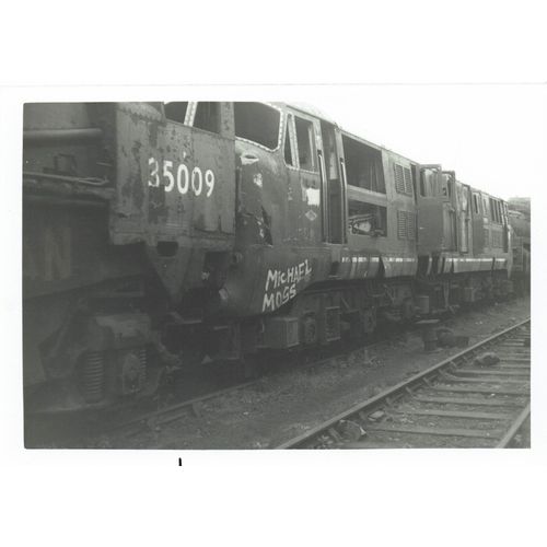 Railway Photo BR Class 41 D601 Ark Royal Woodhams Yard c1974 Warship Diesel Loco