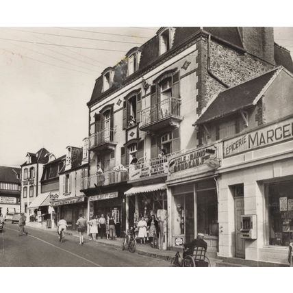 Hotel Bar Normand at Coutainville Ago France Vintage Postcard