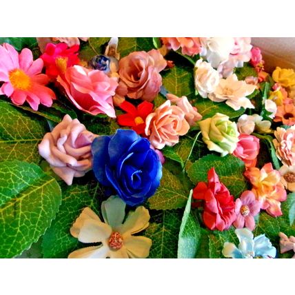 50 Mixed Artificial Silk Flowers & 50 leaves Wedding Arts Crafts 2 to 7 cm