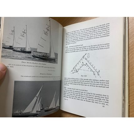 1964 1ST UK EDITION "YACHT RACING TACTICS" JOACHIM SCHULT HARDBACK BOOK (P4)
