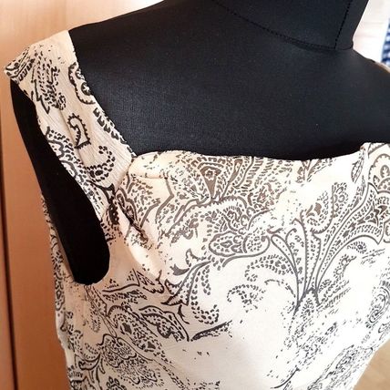 Fenn Wright Manson Designer Cream Beige Black Print Dress Silk 12 UK