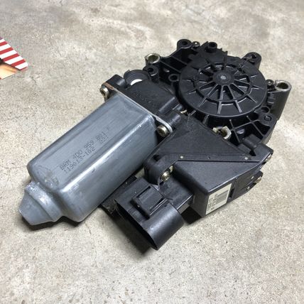 Audi A8 D2 S8 A8L Left Rear Power Window Motor 4D0-959-801-F