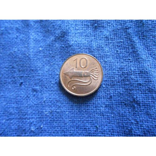 1981 ICELAND 10 AURAR COIN.