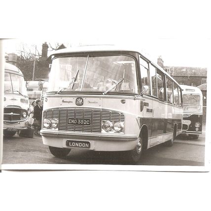 Black & White Photograph of South Midland Motor Services Ltd. - EMO 552C