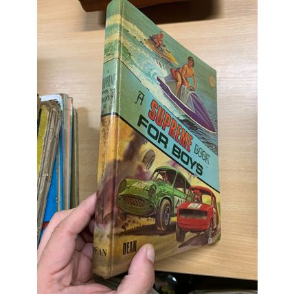 1973 "SUPREME BOOK FOR BOYS" ILLUSTRATED ANNUAL HARDBACK BOOK (P4)