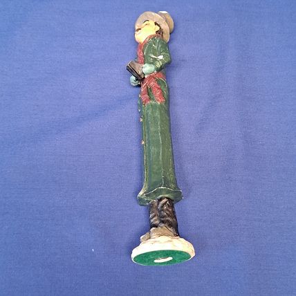 Vintage Windsor Collection PENCIL CAROLER 8" Figurine Skinny Santa Christmas