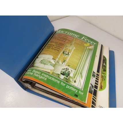 Binder LOT of 24 Macrame Craft Magazines Vintage Illumiating Pat Depke Animals