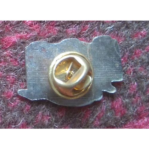 Pin Badge, Metal & Enamel: Terme De Soiree: Shirts