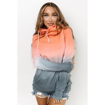 Multicolor Gradient Thumbhole Sleeve Pocketed Zipper Hoodie