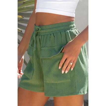 Green Flap Pocket Casual Drawstring Shorts