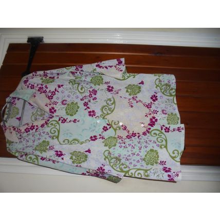 ladies blouse size 22