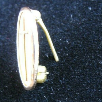 VINTAGE 10k YELLOW GOLD OVAL CROSS TIE TACK LAPEL PIN STUNNING Religious Pin