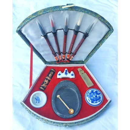 NEW UNUSED UNDAMAGED VINTAGE CHINESE/JAPANESE CALLIGRAPHY WRITING SET & BOOK