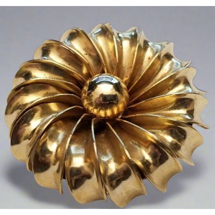 Vintage Gold Tone Brooch