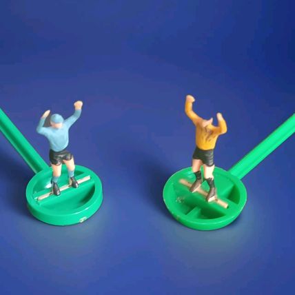 Subbuteo HEAVYWEIGHT GOALKEEPERS With Caps C153 In Referenced Box