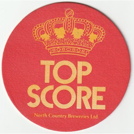 BEER MAT - NORTH COUNTRY BREWERIES - TOP SCORE - (Cat No 004) - (1976)