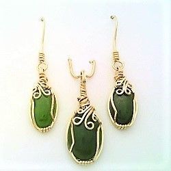 Green Jade Gold Wire Wrap Gemstone Pendant Drop Earring Set 22