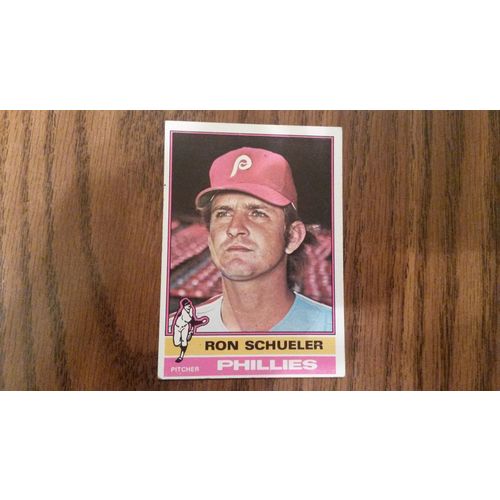 1976 Topps Card # 586 Ron Schueler Very Good (3) Philadelphia Phillies