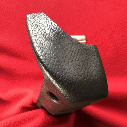 1975-1980 Volvo 240 Black Dash Padded Trim Left Corner 685780 76 77 78 79