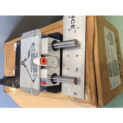 BIMBA ET-2026-EEB,NORDSON ET-2026-EEBMPX PNEUMATIC ACTUATOR FIXTURE ET-2026,HA