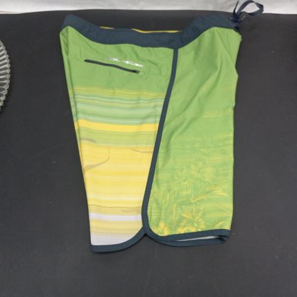 Oakley Sunglasses Blade Green Yellow Board Shorts Swim Trunks Men’s 34 Splash