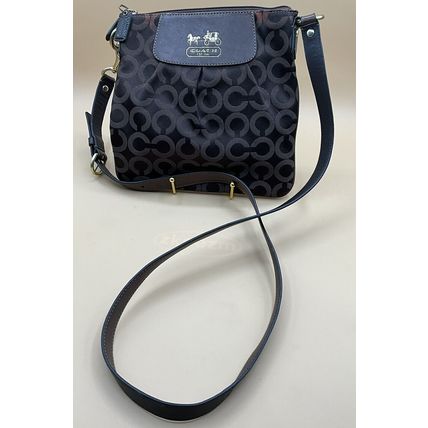 A rare Vintage Brown Classic C Print Coach Crossbody See Description!