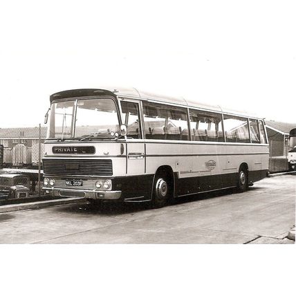 Black & White Photograph of Maidstone & District Motor Services Ltd. - NKL 203F