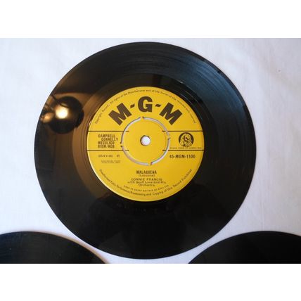 7"x 3.1959/60.CONNIE FRANCIS.AMONG MY SOUVENIRS.MAMA.MY HEART HAS A MIND OF ITS