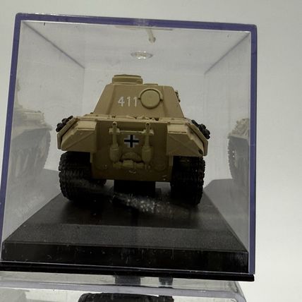 PANZERKAMPFWAGEN III AUSF. G 1941 GERMAN TANK & Tank Panther Ausf.D 411 2 PCs