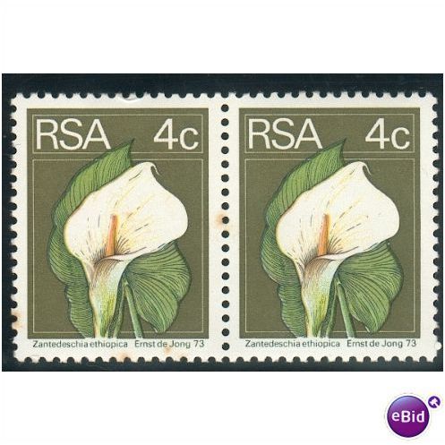 South Africa 1974 - SG 351a - 4c Arum Lily x 2 MNH