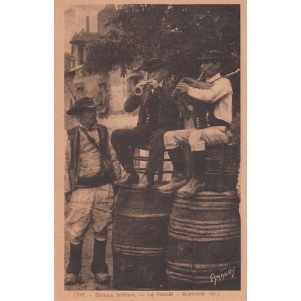 Binious Bretons Le Faouet Horn Players On Beer Barrels French Old Postcard