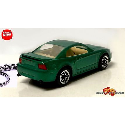 RARE KEYCHAIN GREEN 2000~2004 FORD MUSTANG CUSTOM Ltd EDITION GREAT GIFT